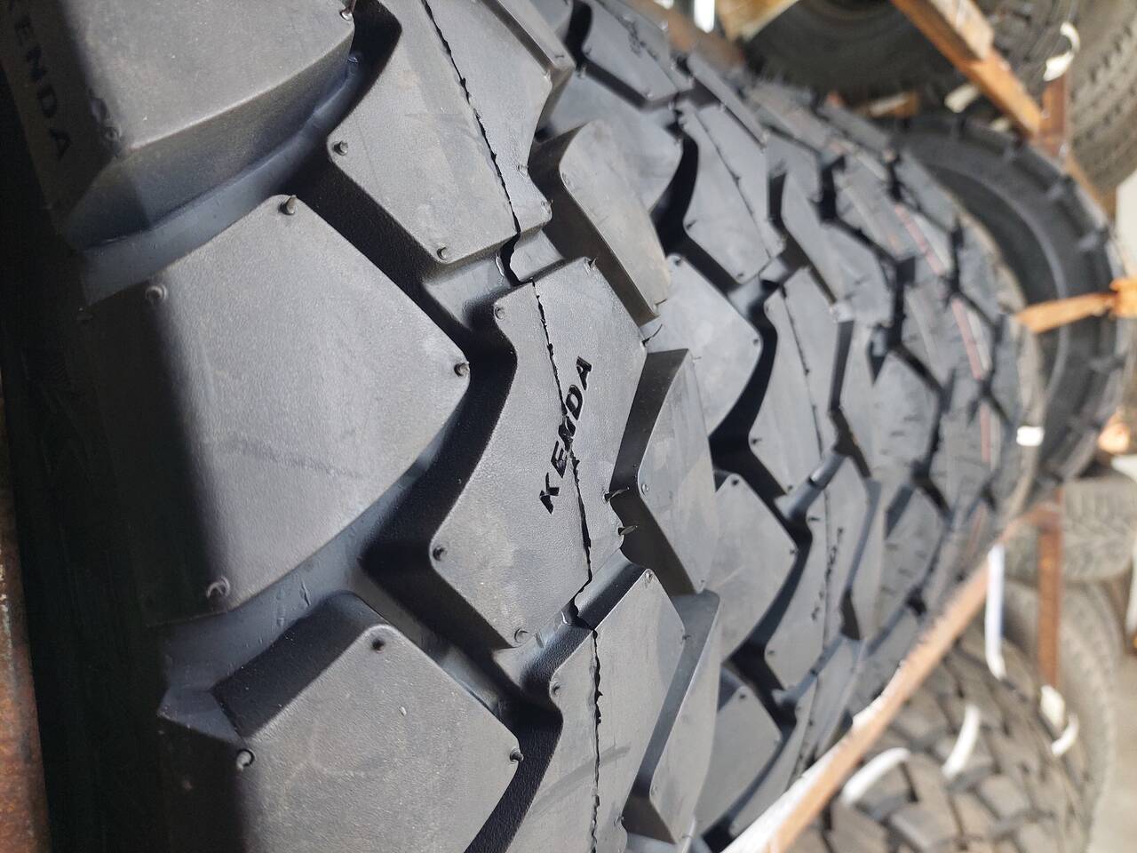 Шины на погрузчик вилочный