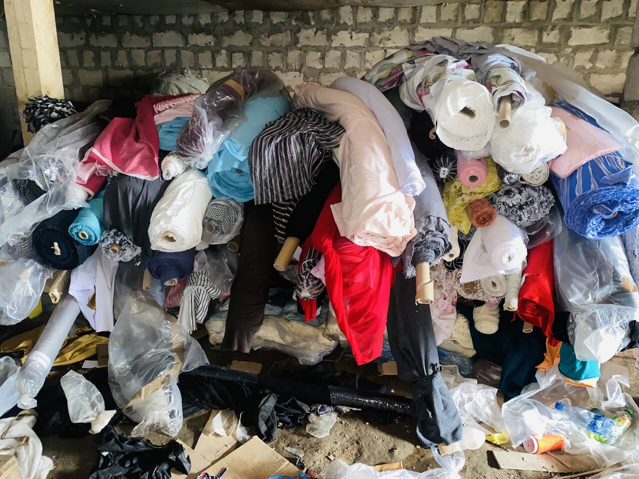 Скупка ткани любые 