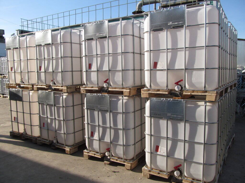 Еврокуб на 1000 литров б/у мытый