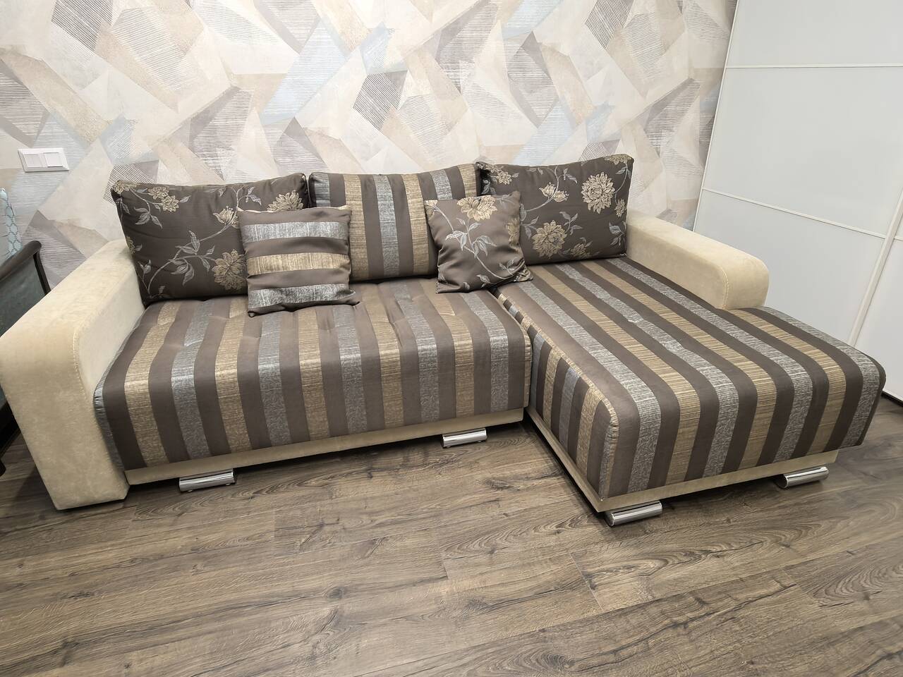 Диван угловой Диван угловой