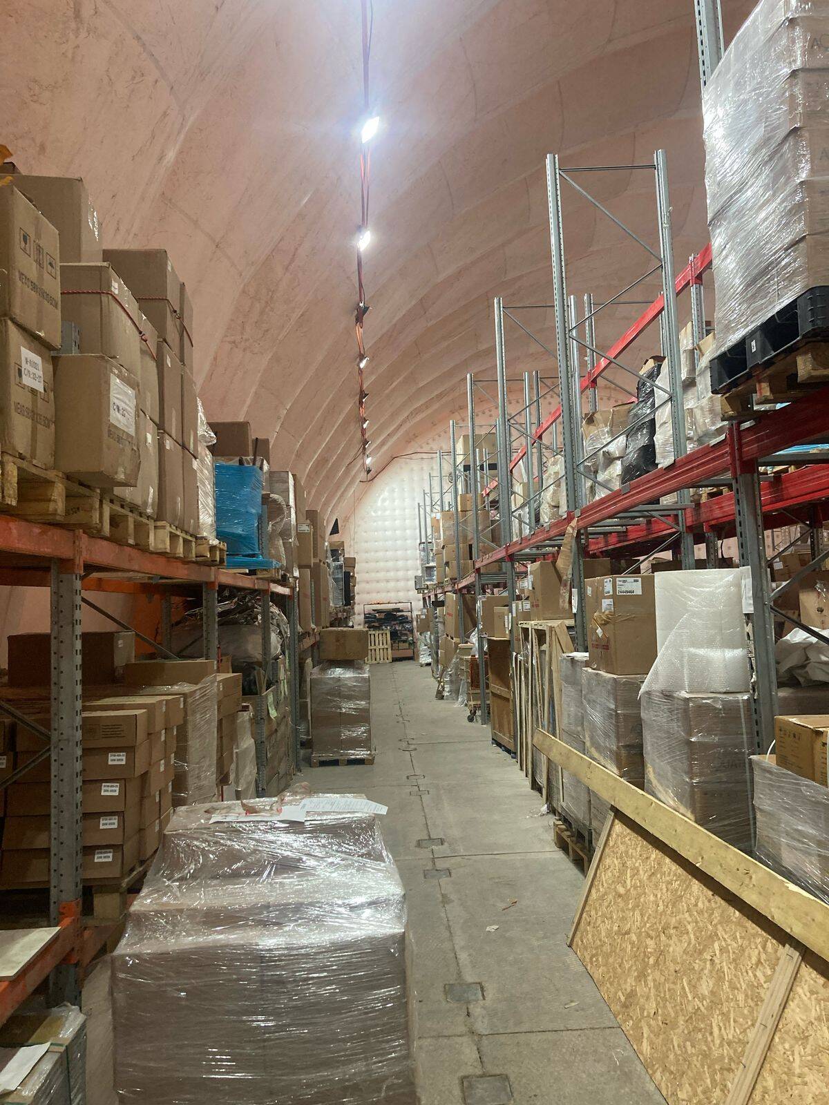 Ответственное хранение в Санкт-Петербурге фото 2 Услуги Санкт-Петербург