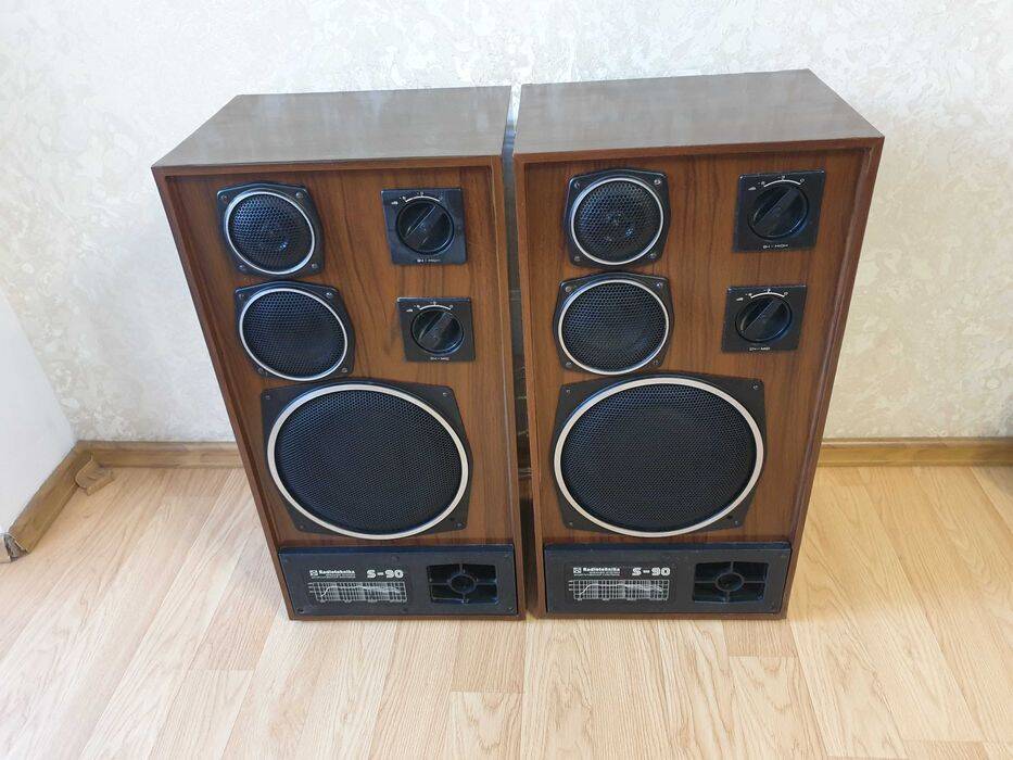 Акустические колонки S90