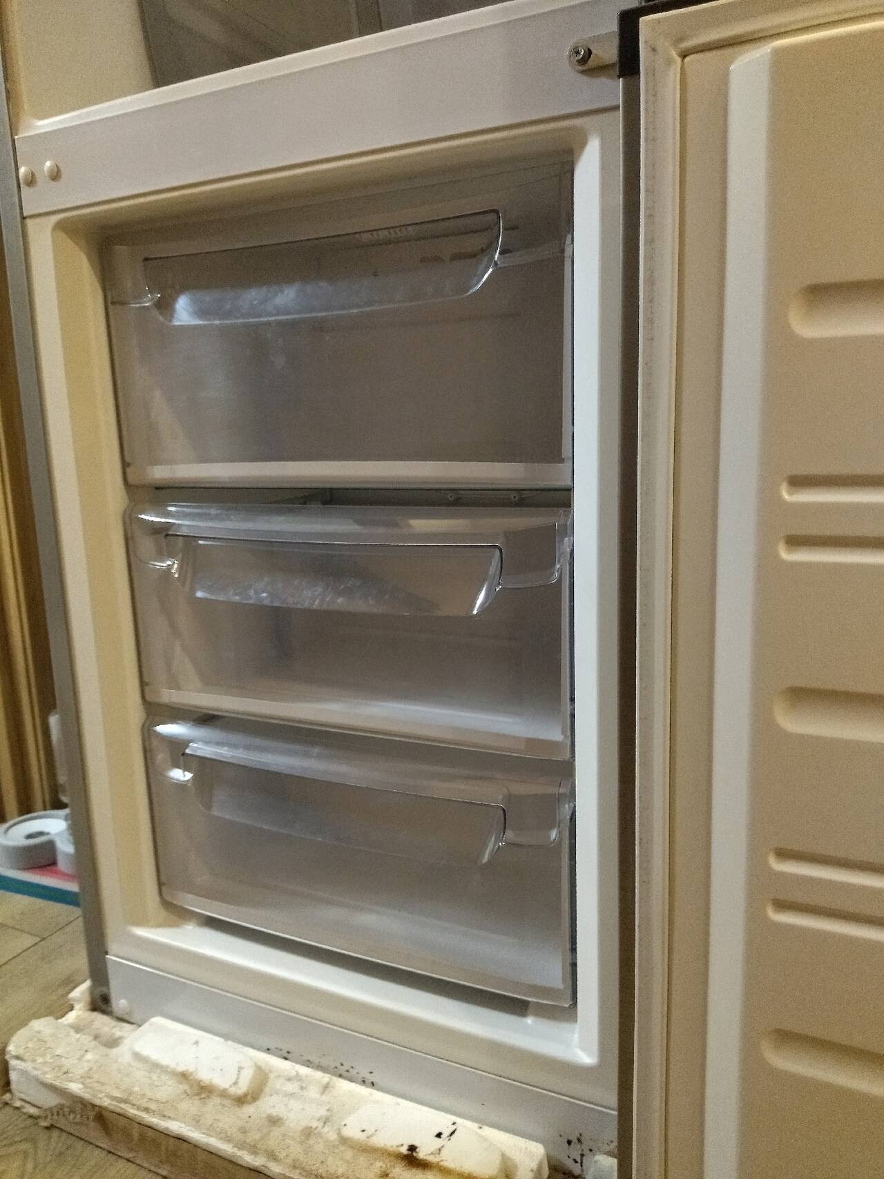 Холодильник атлант двухкамерный в Санкт-Петербурге фото 5 Бытовая электроника Санкт-Петербург