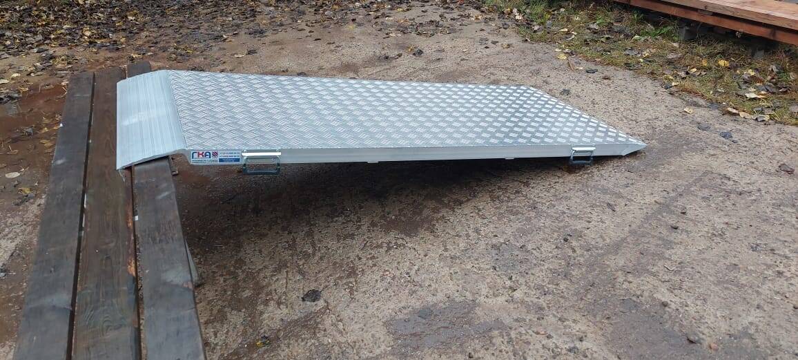 Переносной погрузочный мост ГКА 5.200.100.2/4KM   в Челябинске фото 4 Транспорт Челябинск