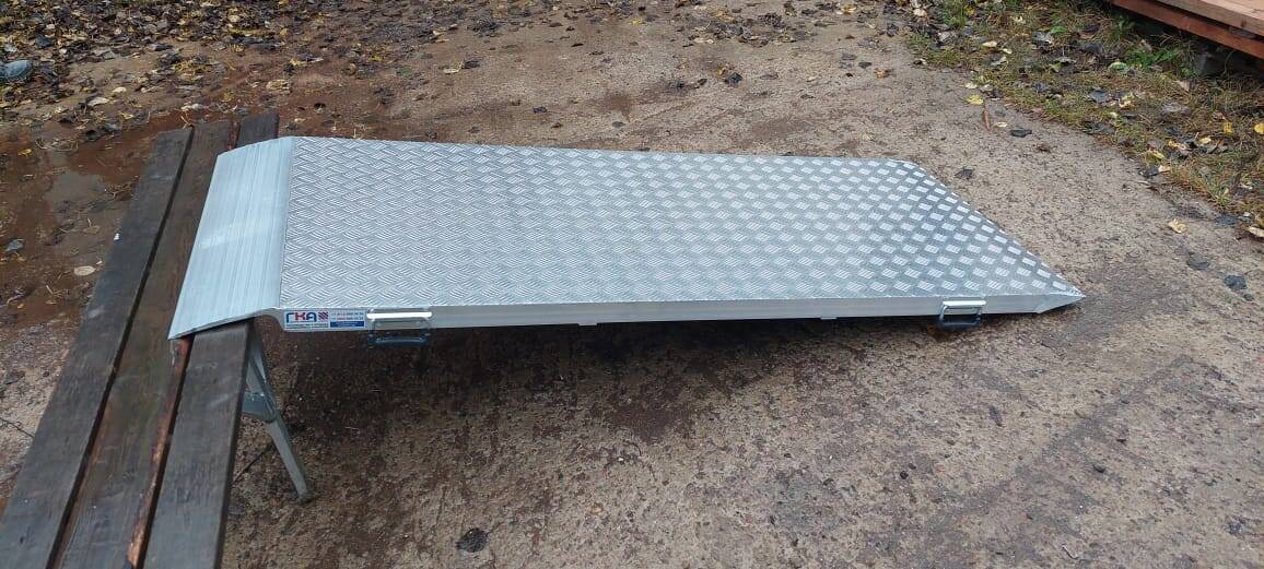 Переносной погрузочный мост ГКА 5.200.100.2/4KM  