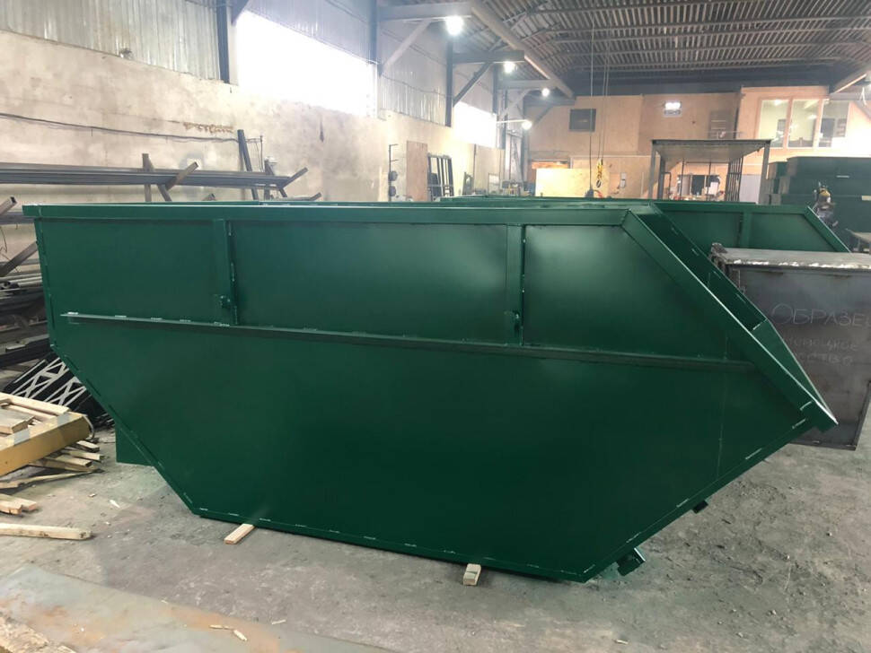 Вывоз мусора контейнером 8м3