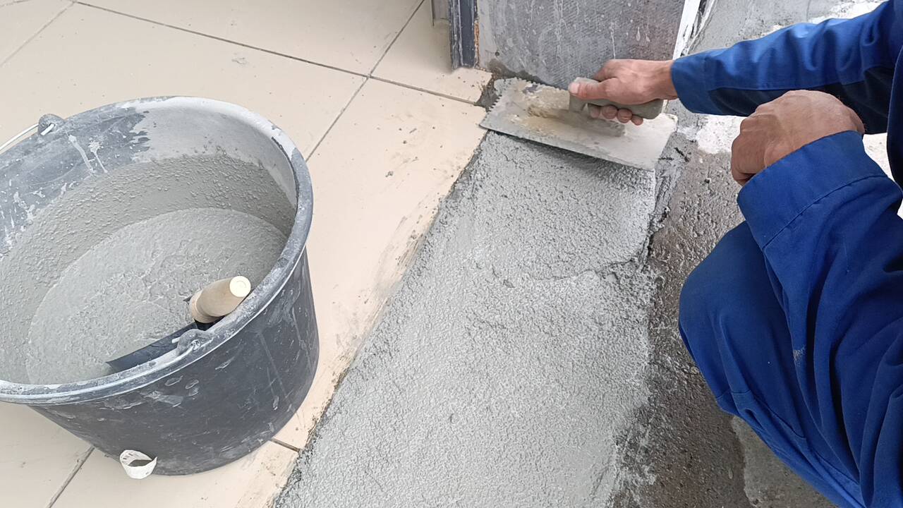 RTmix R1 противоскользящее напольное защитное покрытие, высокостойкое к истиранию (G1) и агрессивным средам, на цементной основе, паропроницаемое. в Екатеринбурге фото 3 Для дома и дачи Екатеринбург