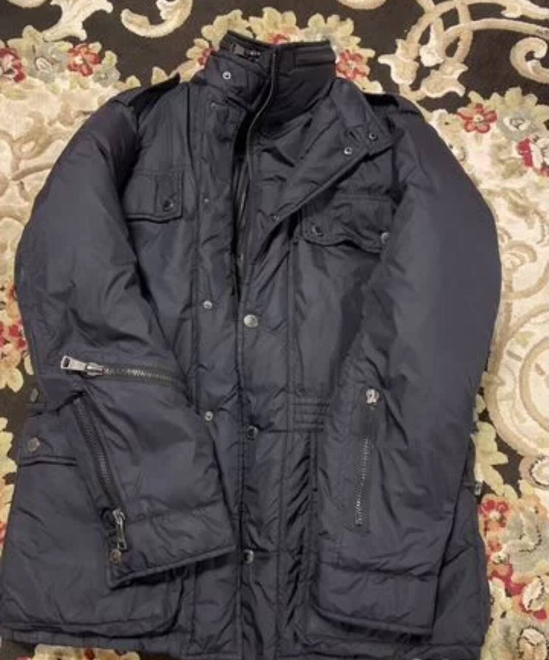 Куртка Dolce & Gabbana  в Ставрополе фото 4 Личные вещи Ставрополь