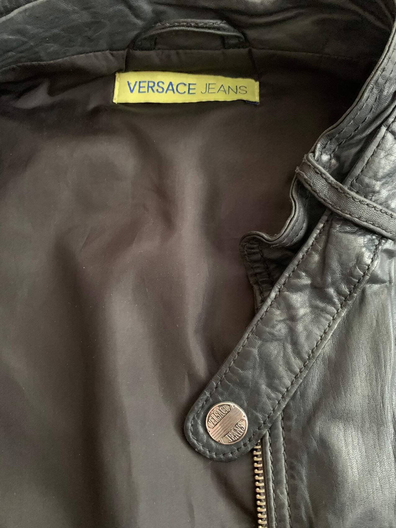 Кожанка Versace в Ставрополе фото 6 Личные вещи Ставрополь