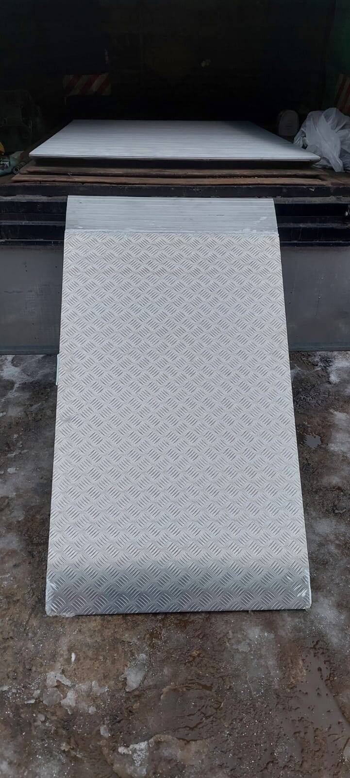 Погрузочный мост ГКА 5.200.80.2/4MГ  в Краснодаре фото 2 Транспорт Краснодар