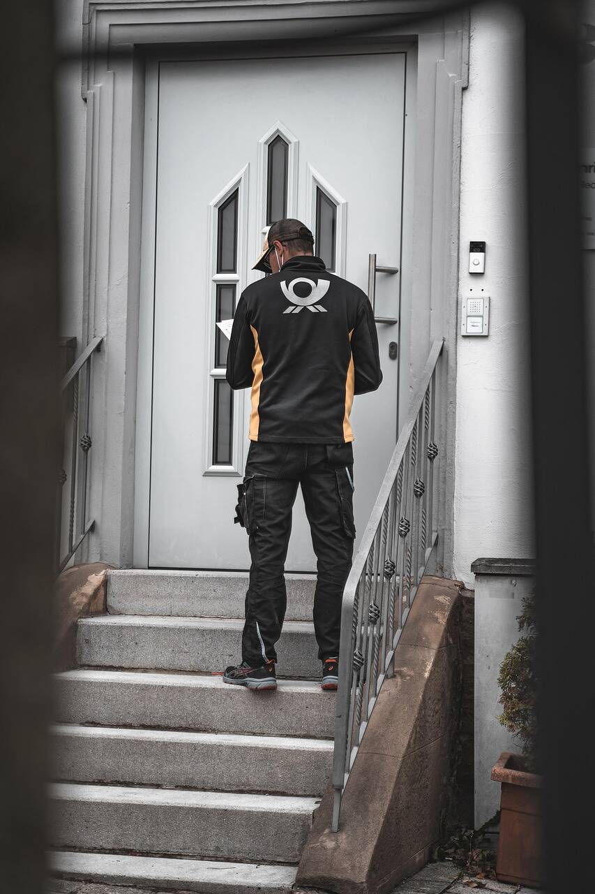 Ищем в команду Специалиста по доставке!  