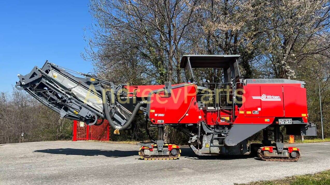 Дорожная фреза WIRTGEN W 200 (2016 г.в.) в Санкт-Петербурге фото 4 Транспорт Санкт-Петербург Дорожная фреза WIRTGEN W 200 (2016 г.в.) в Санкт-Петербурге фото 4 Транспорт Санкт-Петербург