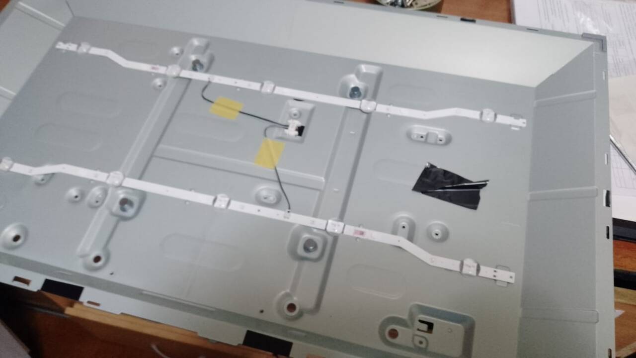 Комплектующие от телевизора Samsung UE32F4500AK в Сочи фото 5 Бытовая электроника Сочи Комплектующие от телевизора Samsung UE32F4500AK в Сочи фото 5 Бытовая электроника Сочи