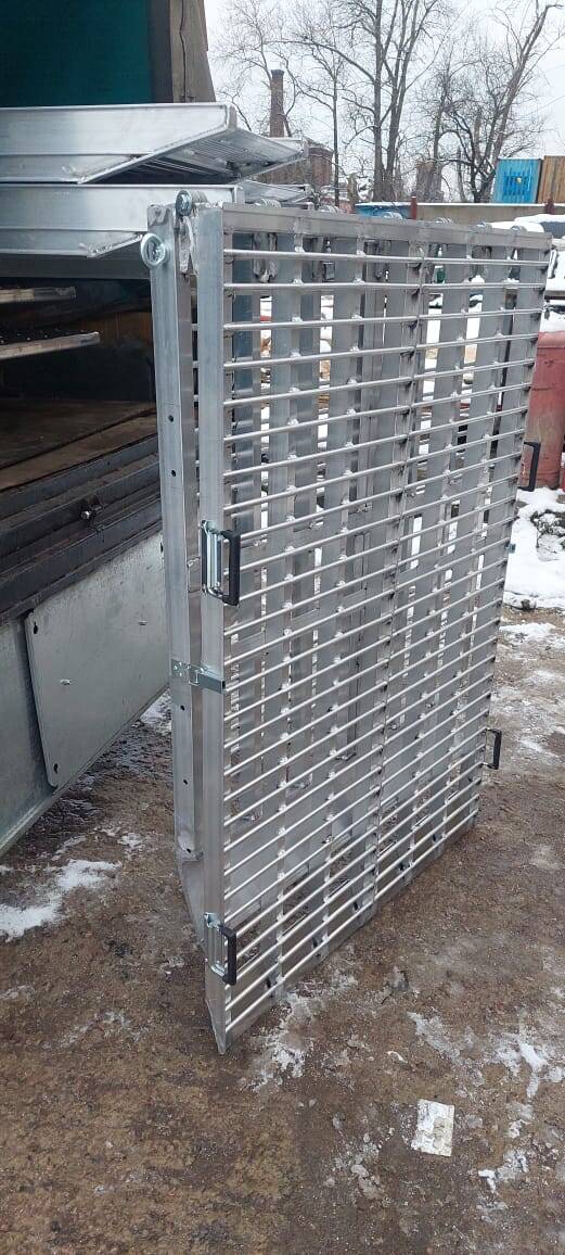 Мост погрузочный складной Мост погрузочный складной