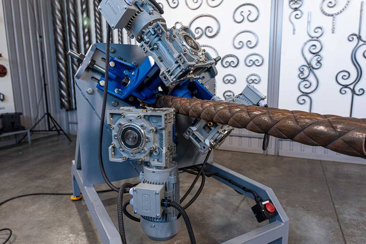 Кузнечный станок Профи-ВТ для витой трубы в Астрахани фото 6 Услуги Астрахань Кузнечный станок Профи-ВТ для витой трубы в Астрахани фото 6 Услуги Астрахань