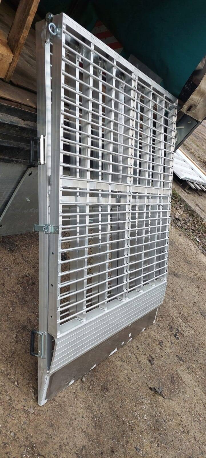 Мост погрузочный 3000 мм Мост погрузочный 3000 мм