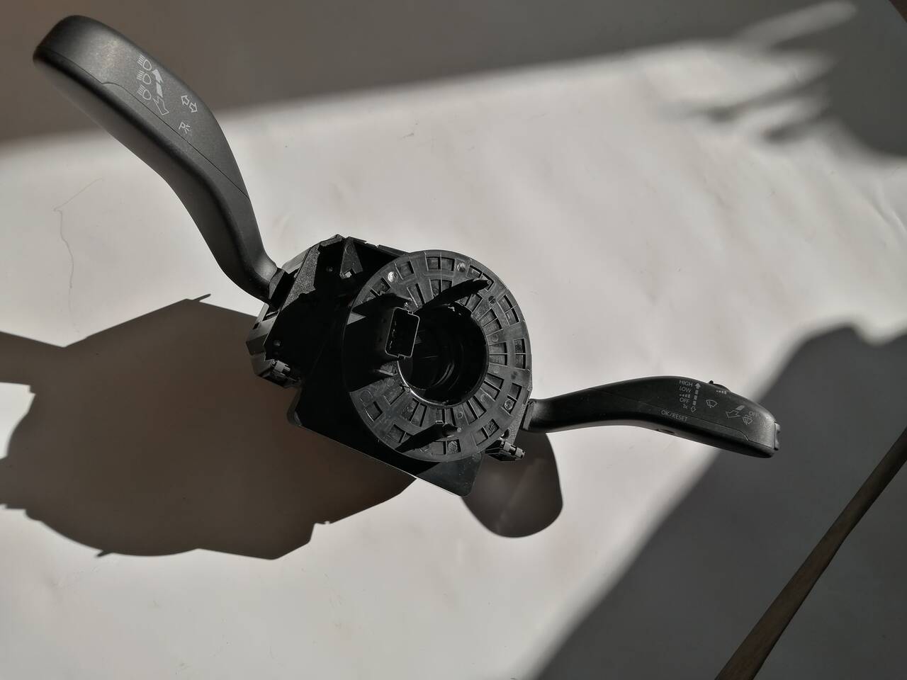 Мотор-редуктор стеклоподъемника Skoda, VW Polo