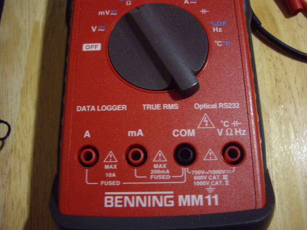 Цифровой мультиметр BENNING MM11  в Челябинске фото 7 Бытовая электроника Челябинск