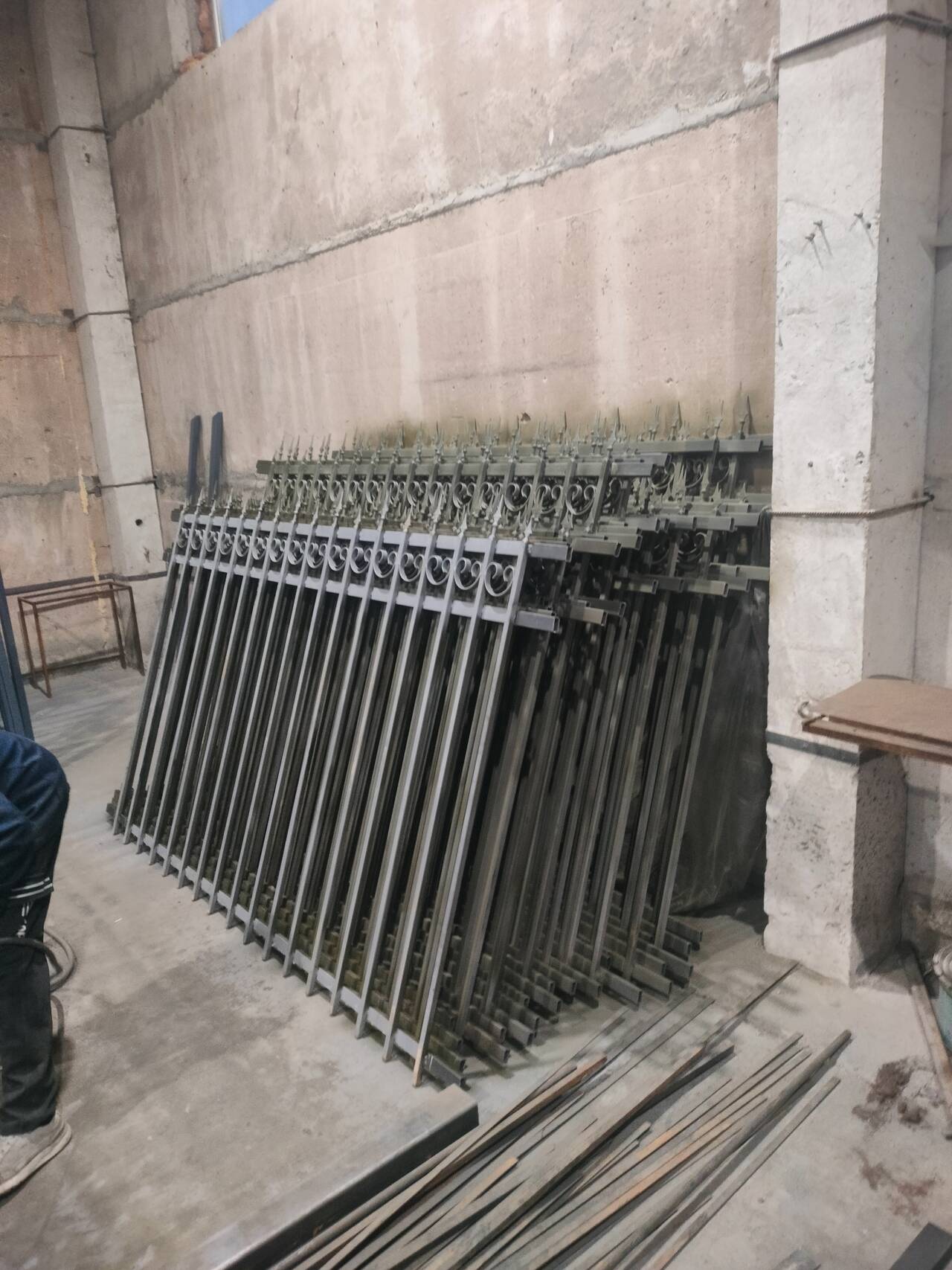 Ворота откатни. Забор металлический конструкции во Всеволожске фото 4 Услуги Всеволожск Ворота откатни. Забор металлический конструкции во Всеволожске фото 4 Услуги Всеволожск