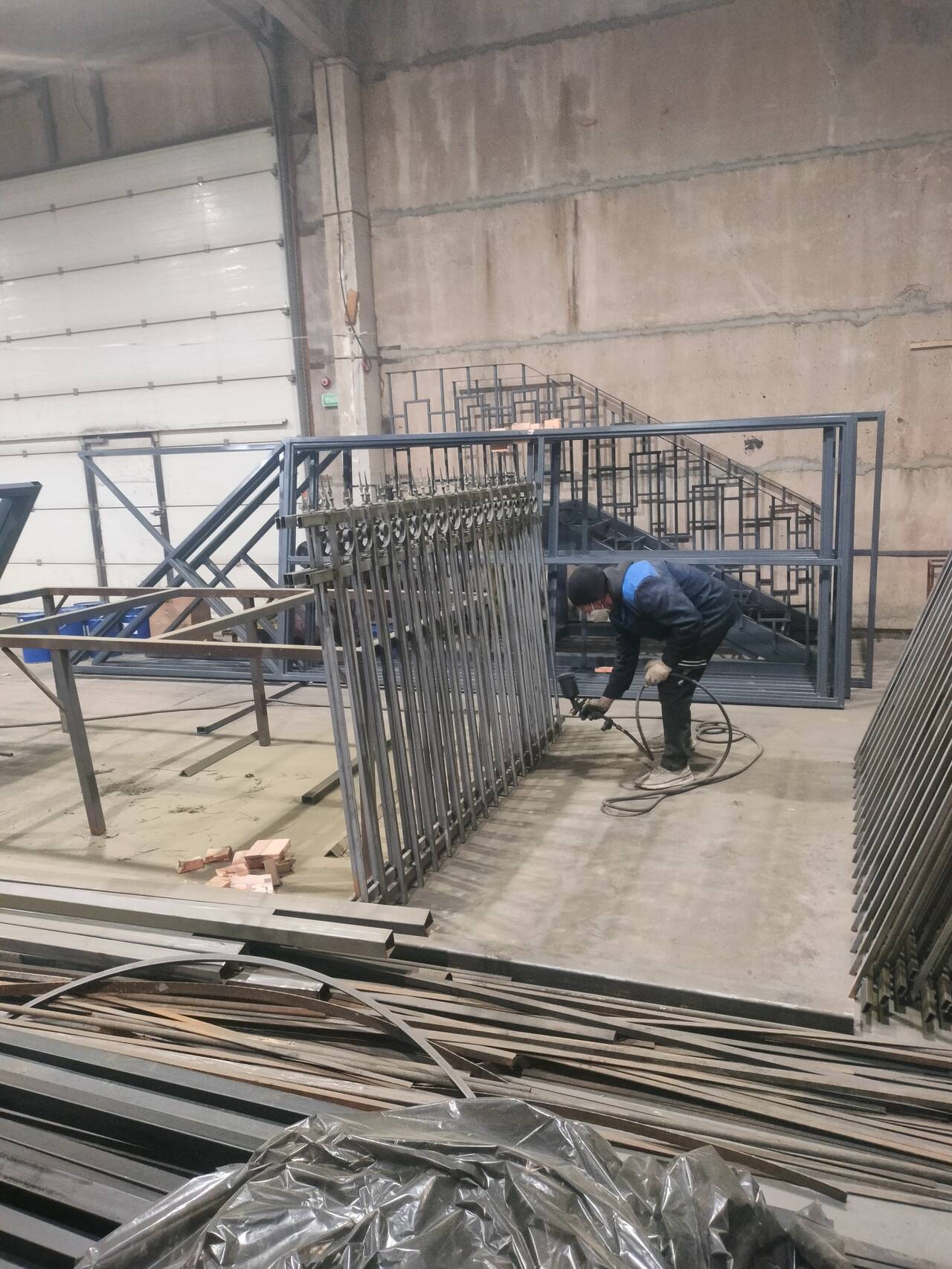 Ворота откатни. Забор металлический конструкции во Всеволожске фото 6 Услуги Всеволожск Ворота откатни. Забор металлический конструкции во Всеволожске фото 6 Услуги Всеволожск