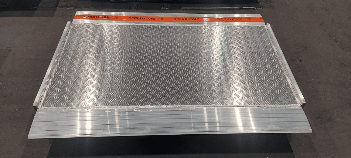 Мост перегрузочный 2000 кг  в Байкальске фото 5 Транспорт Байкальск