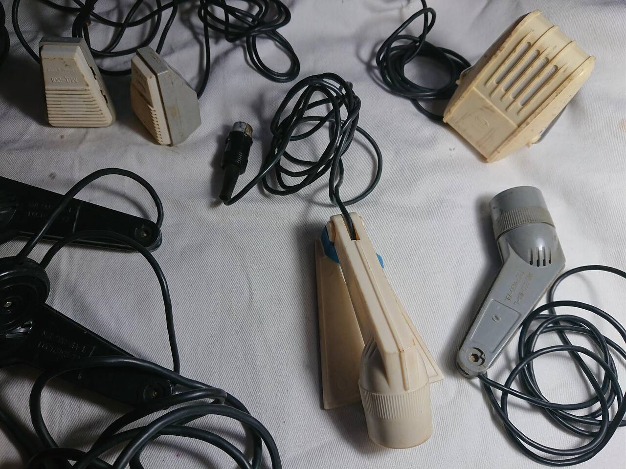 Микрофоны, микрофоны из 80 годов в Челябинске фото 4 Бытовая электроника Челябинск Микрофоны, микрофоны из 80 годов в Челябинске фото 4 Бытовая электроника Челябинск