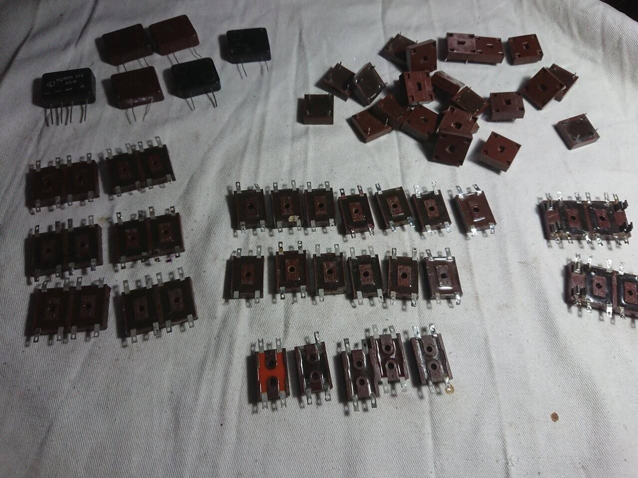 Тиристоры. Оптроны. Симисторы. Диоды. Стабилитроны. Динисторы. Варикап. в Челябинске фото 7 Бытовая электроника Челябинск Тиристоры. Оптроны. Симисторы. Диоды. Стабилитроны. Динисторы. Варикап. в Челябинске фото 7 Бытовая электроника Челябинск