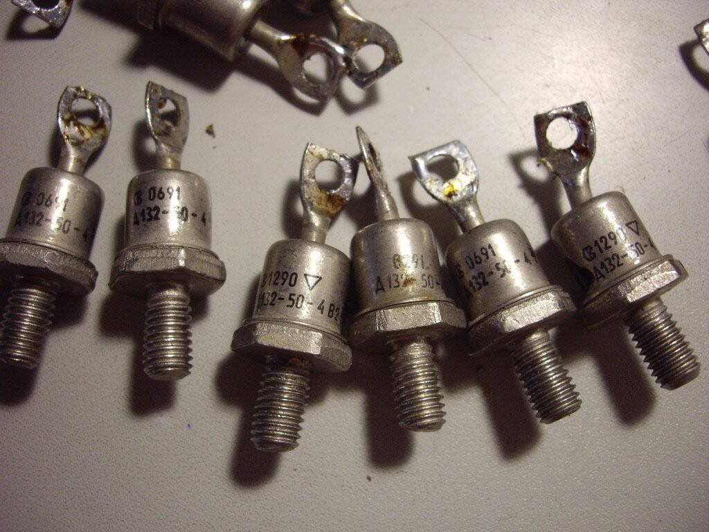 Тиристоры. Оптроны. Симисторы. Диоды. Стабилитроны. Динисторы. Варикап. в Челябинске фото 2 Бытовая электроника Челябинск Тиристоры. Оптроны. Симисторы. Диоды. Стабилитроны. Динисторы. Варикап. в Челябинске фото 2 Бытовая электроника Челябинск