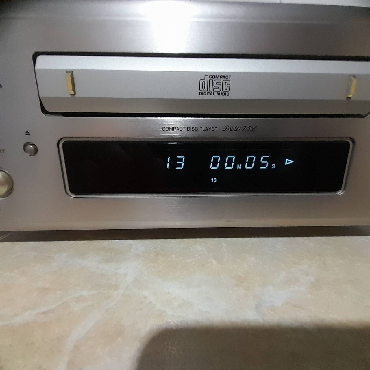 CD-проигрыватель Denon DCD-7.5L в Челябинске фото 3 Бытовая электроника Челябинск