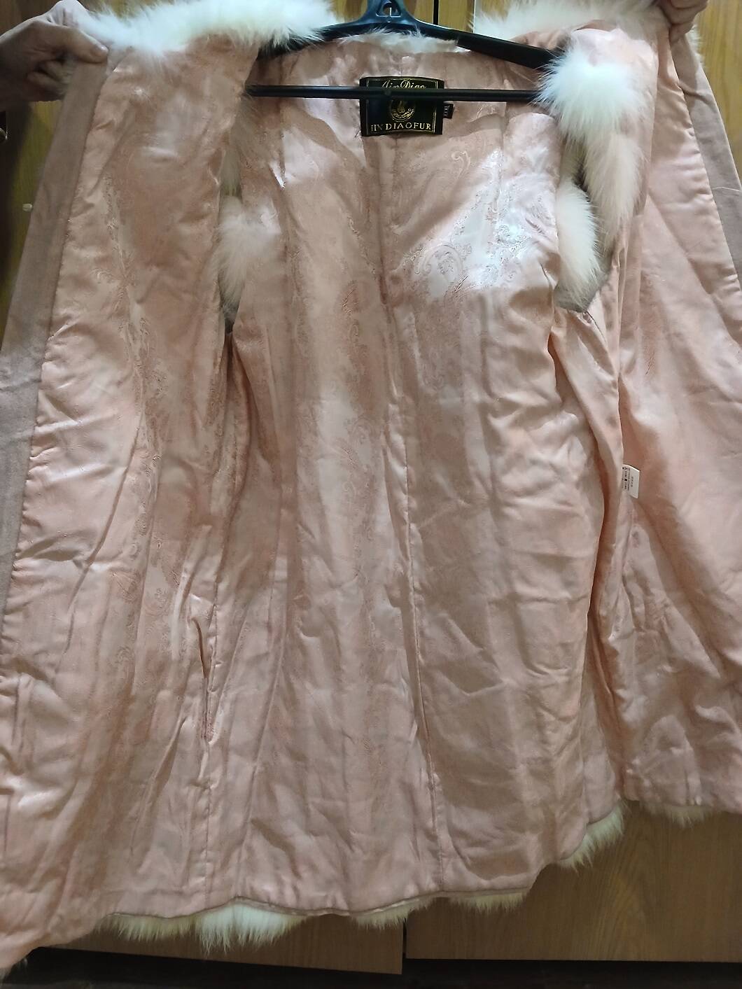 Жилет меховой женский новый в Санкт-Петербурге фото 3 Личные вещи Санкт-Петербург