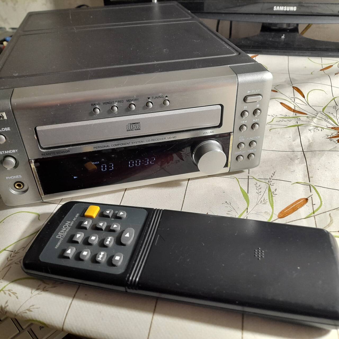 Стерео система DENON UD- M3