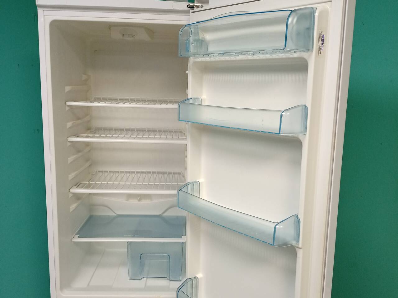 Холодильник БУ на Гарантии в Санкт-Петербурге фото 5 Бытовая электроника Санкт-Петербург