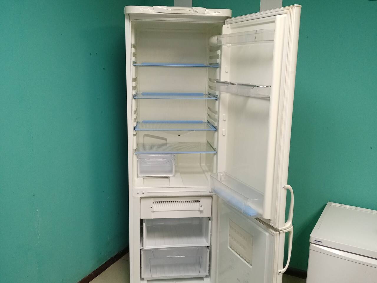 Холодильник БУ на Гарантии в Санкт-Петербурге фото 4 Бытовая электроника Санкт-Петербург Холодильник БУ на Гарантии в Санкт-Петербурге фото 4 Бытовая электроника Санкт-Петербург