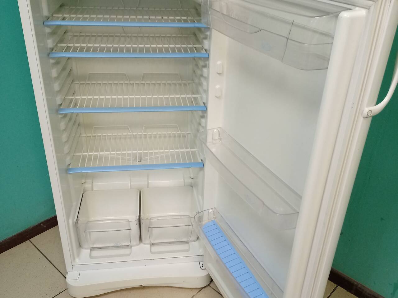 Холодильник БУ на Гарантии в Санкт-Петербурге фото 7 Бытовая электроника Санкт-Петербург Холодильник БУ на Гарантии в Санкт-Петербурге фото 7 Бытовая электроника Санкт-Петербург