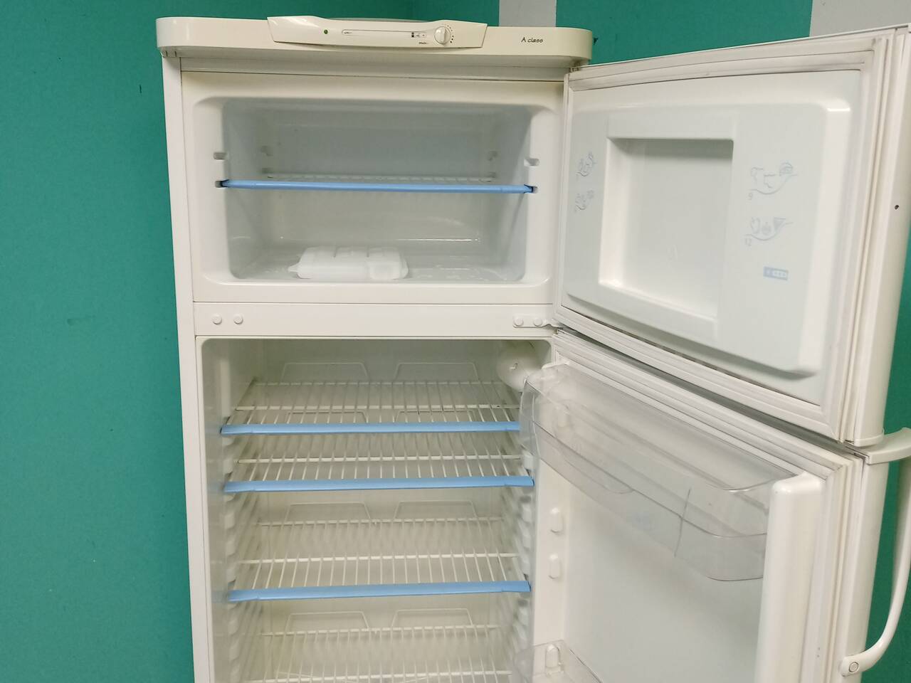 Холодильник БУ на Гарантии в Санкт-Петербурге фото 5 Бытовая электроника Санкт-Петербург Холодильник БУ на Гарантии в Санкт-Петербурге фото 5 Бытовая электроника Санкт-Петербург