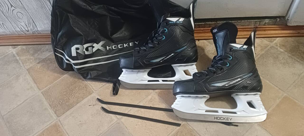 Продам мужские коньки в Приозерске фото 2 Личные вещи Приозерск