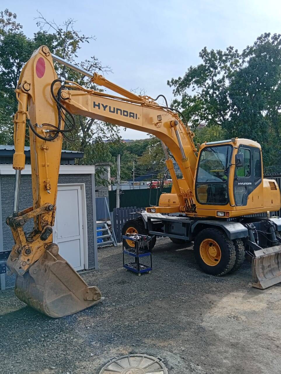 Аренда спецтехники и автовышек во Владивостоке фото 3 Услуги Владивосток