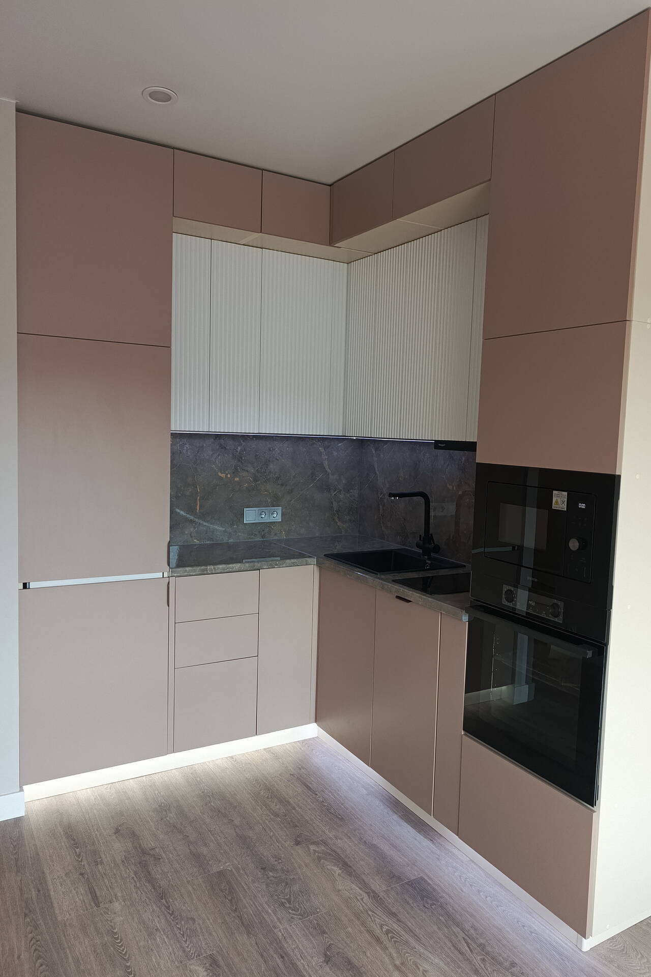 Изготовление, установка кухонь и мебели в Сочи фото 2 Для дома и дачи Сочи