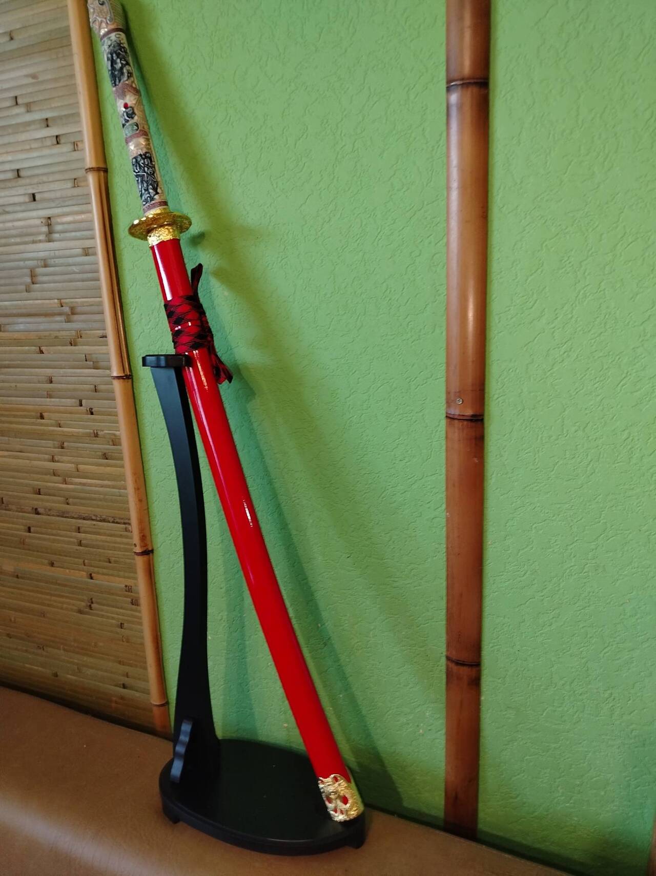 катаны боевые подставка сертификат в Москве фото 2 Увлечения и отдых Москва