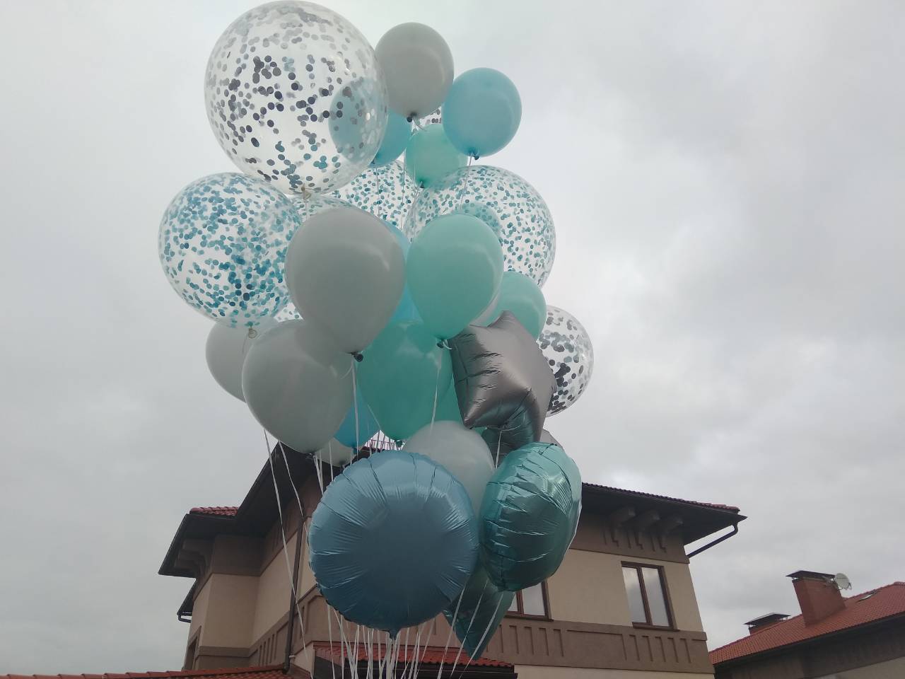 Оформление воздушными шарами в Саратове фото 4 Услуги Саратов