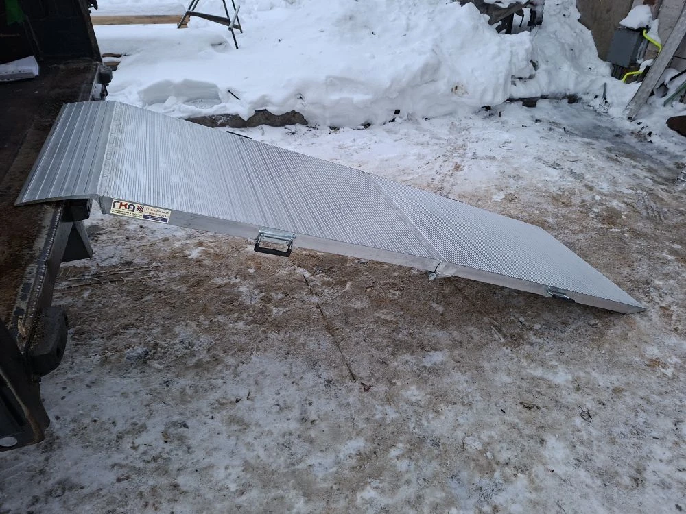 Мост погрузочный(ручной) в Москве фото 3 Транспорт Москва Мост погрузочный(ручной) в Москве фото 3 Транспорт Москва