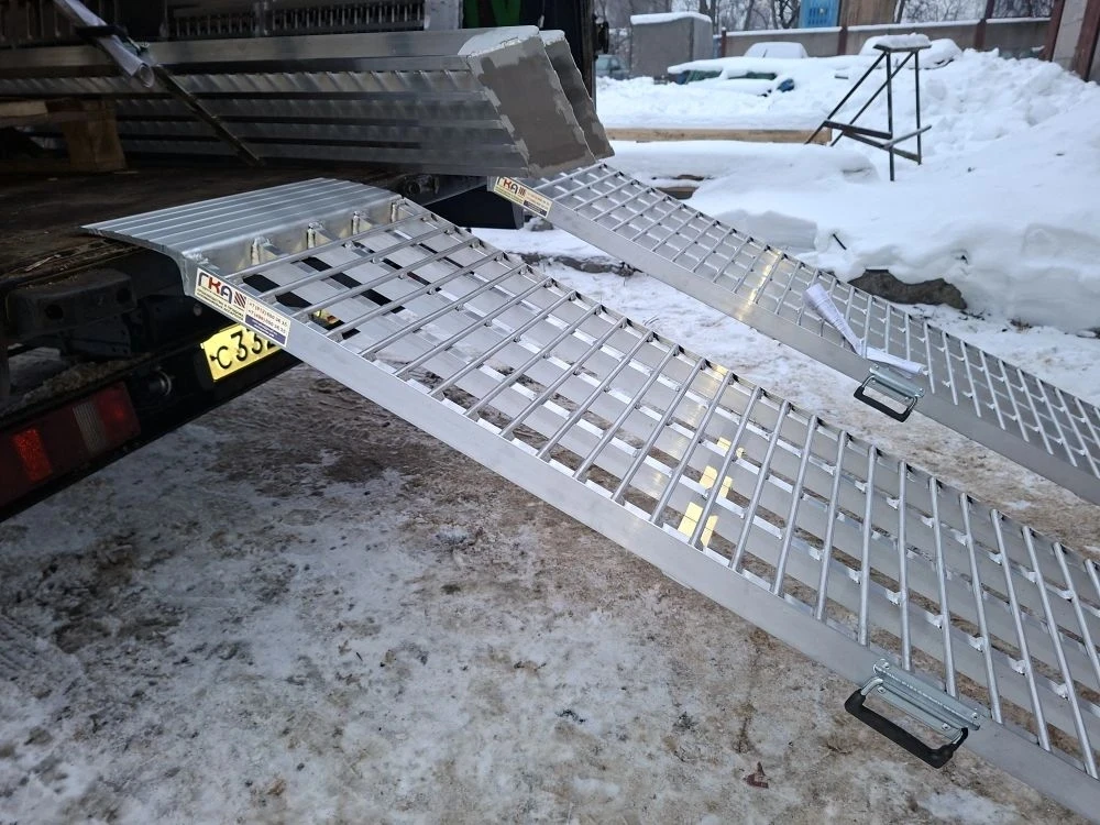 Сходни для погрузки миниэкскаватора на легковой прицеп  в Бавлах фото 2 Транспорт Бавлы