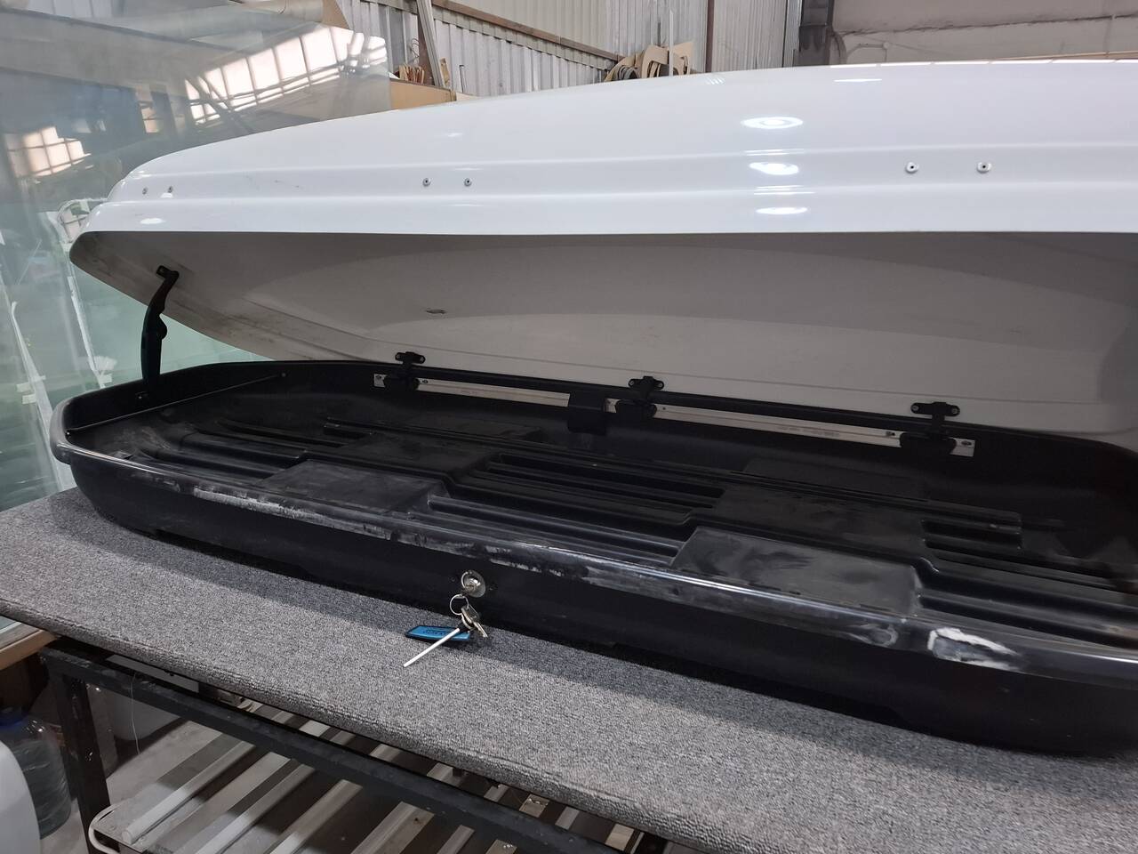 Автобокс Koffer 480л., белый в Екатеринбурге фото 5 Транспорт Екатеринбург