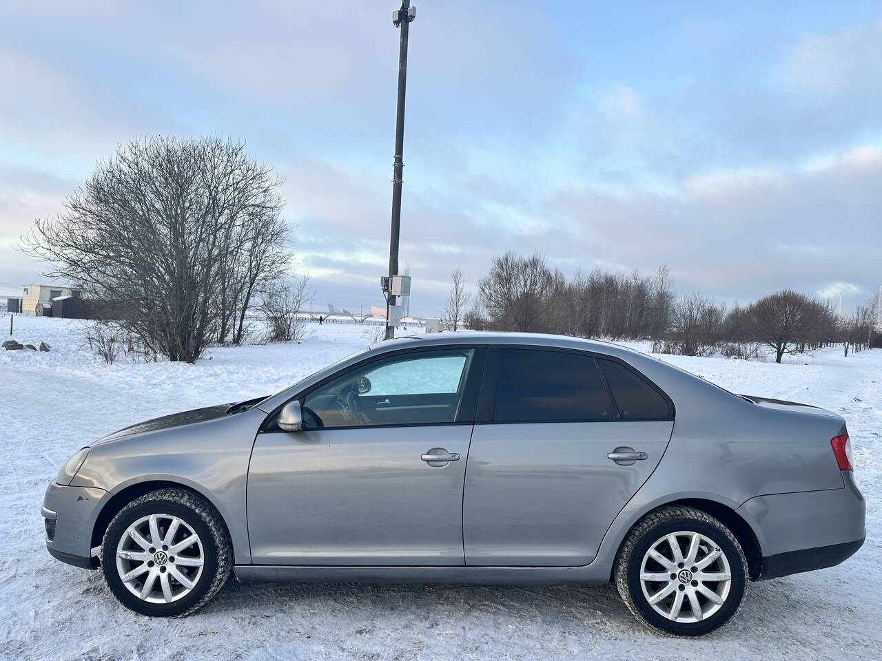 Volkswagen Jetta 2010 1.6 AT в Санкт-Петербурге фото 3 Транспорт Санкт-Петербург