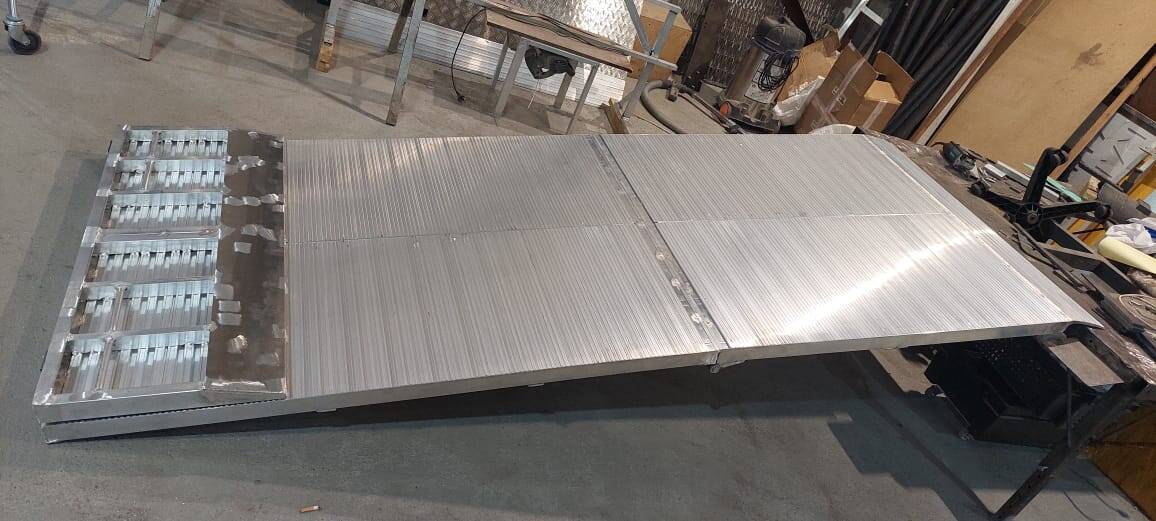 Трап складной автомобильно/стационарный (поломойки, пылесосы, рохли и пр.) в Томске фото 3 Транспорт Томск Трап складной автомобильно/стационарный (поломойки, пылесосы, рохли и пр.) в Томске фото 3 Транспорт Томск