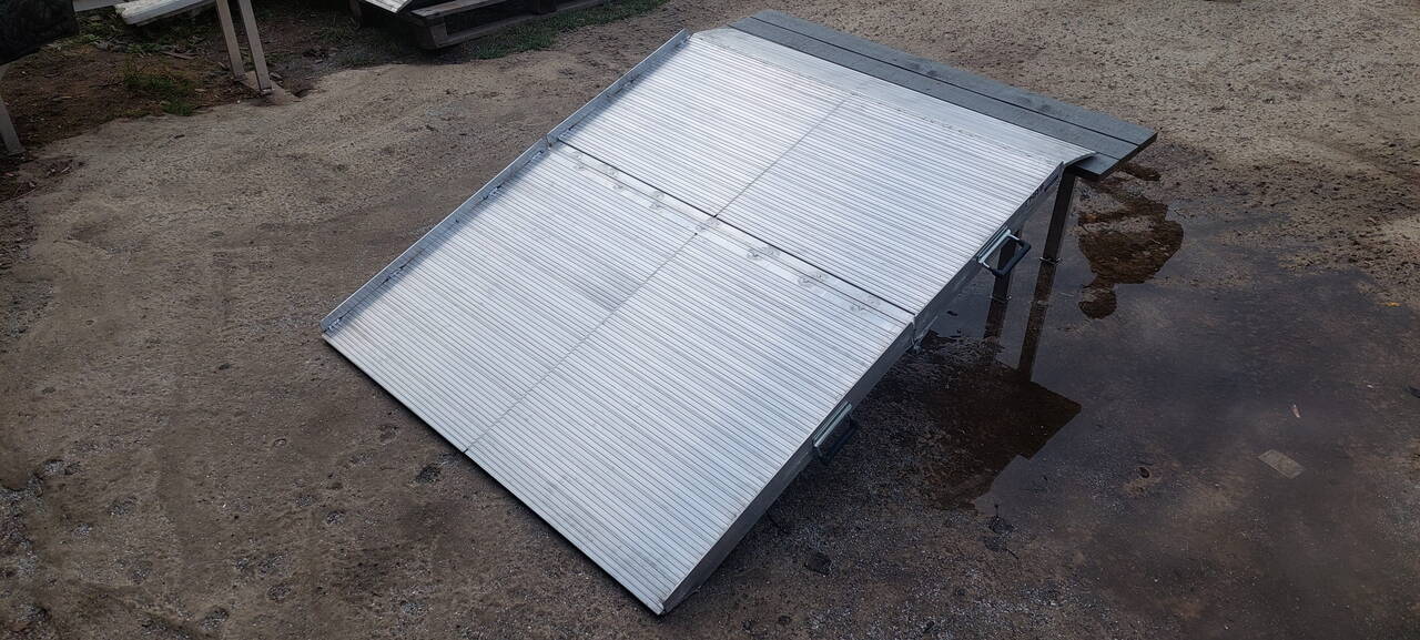 Мост погрузочный складной ГКА 5.150.120.2/4MГБ 