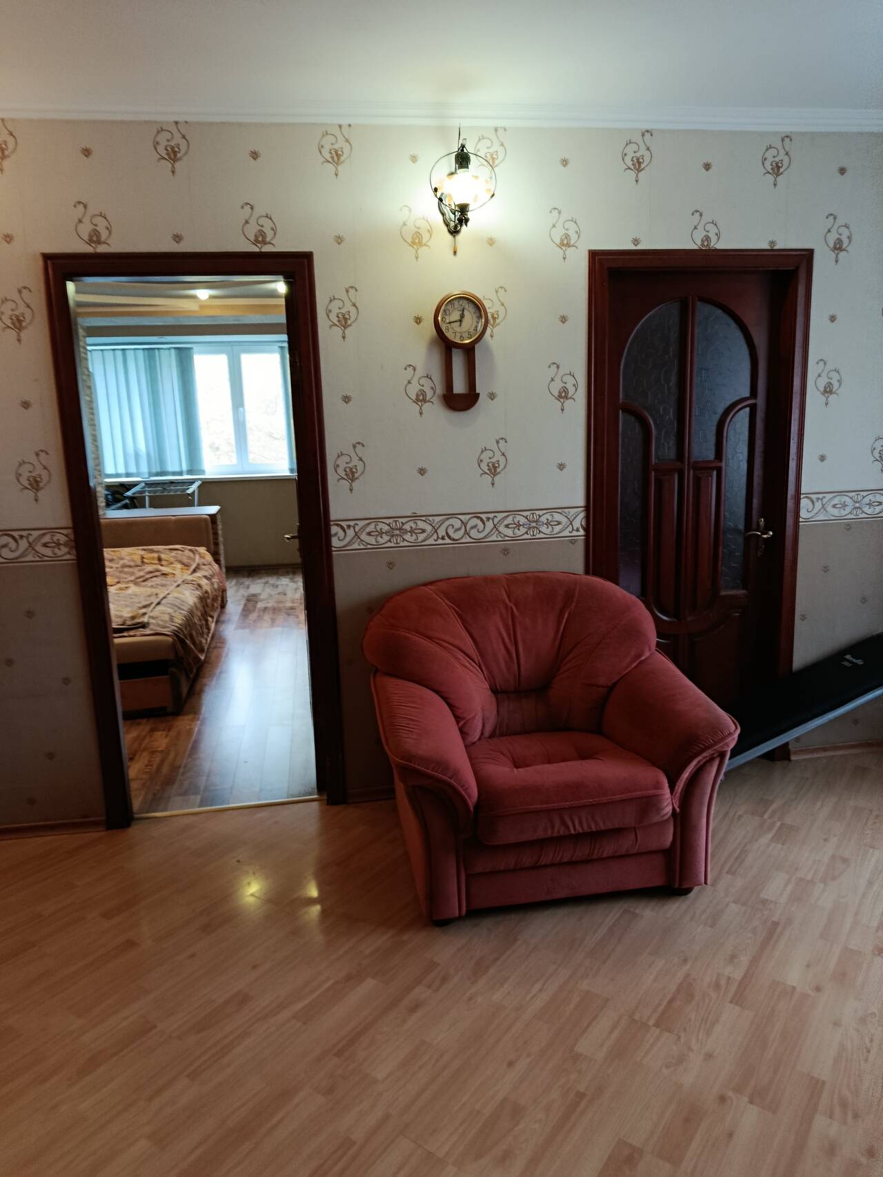 Продам трех комнатную квартиру в Севастополе в Севастополе фото 5 Недвижимость Севастополь