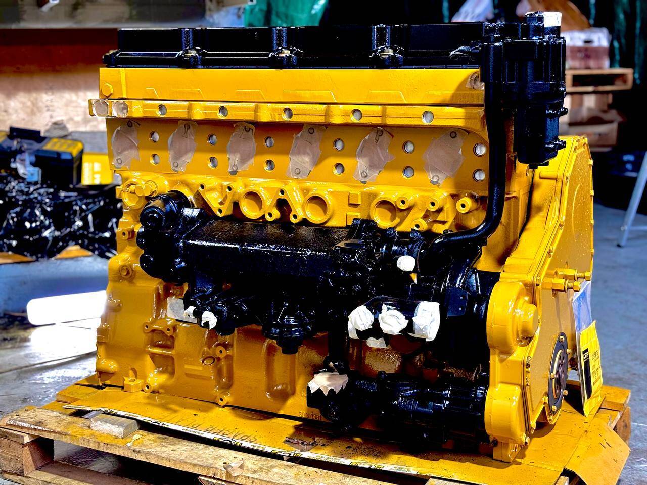 Двигатель (Long-Block) Caterpillar C-13 в Санкт-Петербурге фото 2 Транспорт Санкт-Петербург