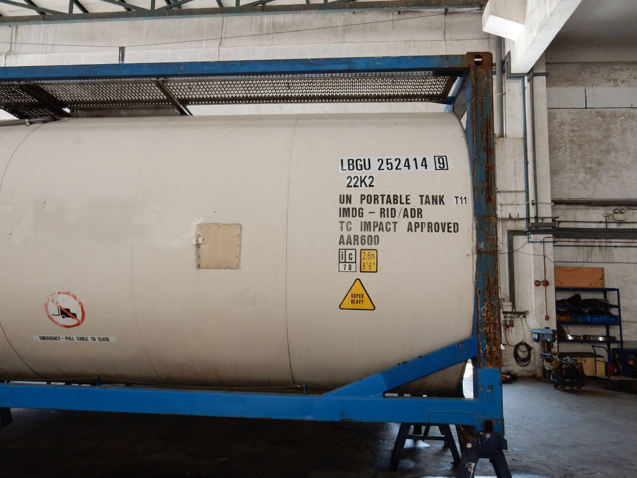  Танк-контейнер 25 000 литров 2010 года в Белогорске (Республика Крым) фото 6 Транспорт Белогорск (Республика Крым)