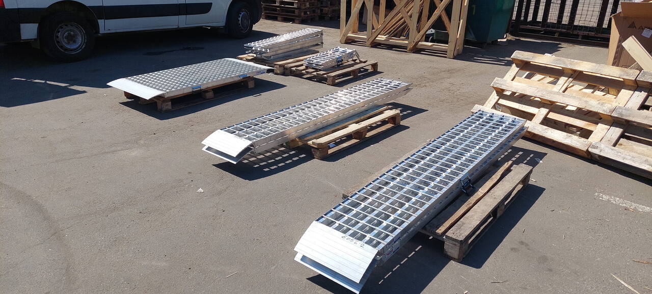 Аппарели для мото и спецтехники от производителя    в Омске фото 2 Транспорт Омск